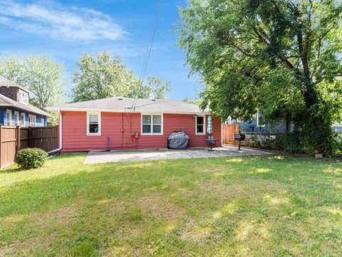 Tiny photo for 811 Glenwood Avenue, Joliet, IL 60435 (MLS # 12751291)