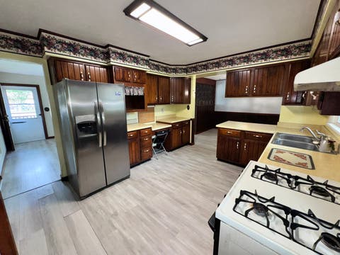 Tiny photo for 17 Crestwood LN, Centralia, IL 62801 (MLS # 12658935)