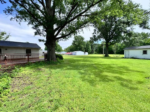 Tiny photo for 17 Crestwood LN, Centralia, IL 62801 (MLS # 12658935)