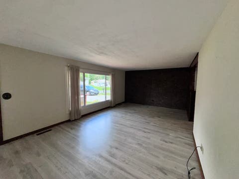 Tiny photo for 17 Crestwood LN, Centralia, IL 62801 (MLS # 12658935)