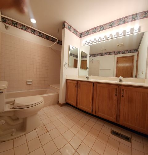 Tiny photo for 6808 Scotch Pine Trail, Darien, IL 60561 (MLS # 12528521)