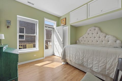 Tiny photo for 1234 W ARGYLE Street #3F, Chicago, IL 60640 (MLS # 12625999)