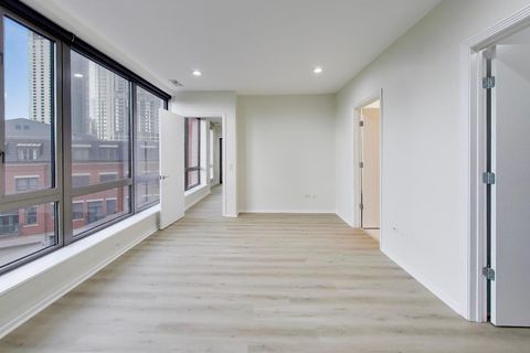 Tiny photo for 400 N Clinton Street #401, Chicago, IL 60654 (MLS # 12676573)