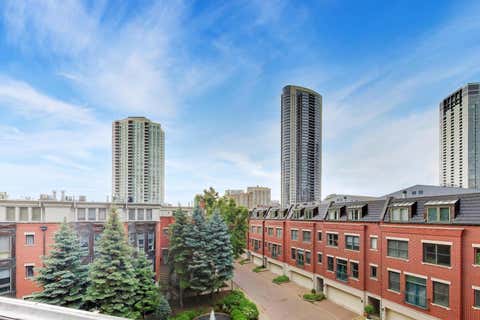 Tiny photo for 400 N Clinton Street #401, Chicago, IL 60654 (MLS # 12676573)