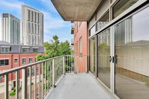 Tiny photo for 400 N Clinton Street #401, Chicago, IL 60654 (MLS # 12676573)