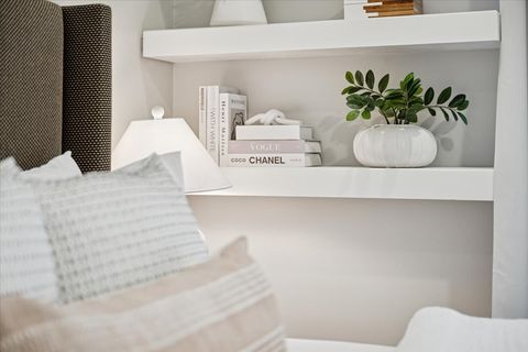 Tiny photo for 835 W BELLE PLAINE Avenue #2, Chicago, IL 60613 (MLS # 12571464)