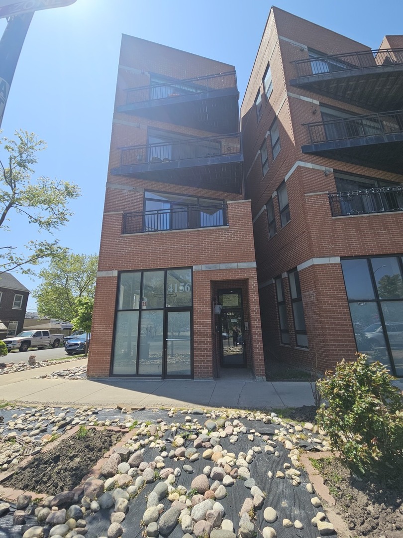 4150-4158 S Western Avenue