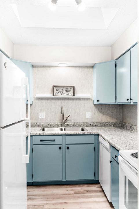 Tiny photo for 903 N Linden Street #17, Normal, IL 61761 (MLS # 12506582)