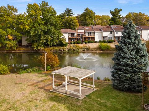 Tiny photo for 903 N Linden Street #17, Normal, IL 61761 (MLS # 12506582)