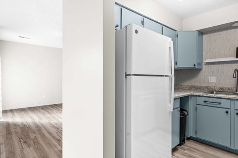 Tiny photo for 903 N Linden Street #17, Normal, IL 61761 (MLS # 12506582)