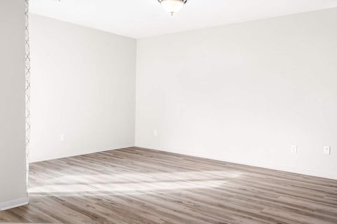 Tiny photo for 903 N Linden Street #17, Normal, IL 61761 (MLS # 12506582)