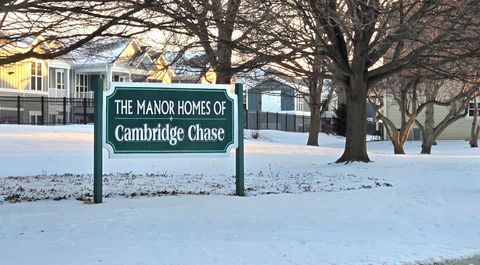 Tiny photo for 1241 Ballantrae Place #E, Mundelein, IL 60060 (MLS # 12555343)