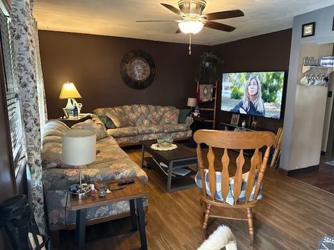 Tiny photo for 118 N Cash Street, Seneca, IL 61360 (MLS # 12434376)