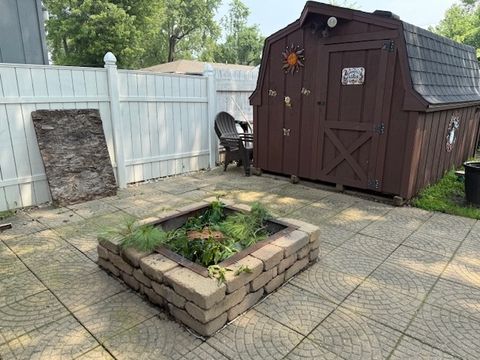 Tiny photo for 118 N Cash Street, Seneca, IL 61360 (MLS # 12434376)