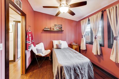 Tiny photo for 802 Lill Street, Barrington, IL 60010 (MLS # 12583482)