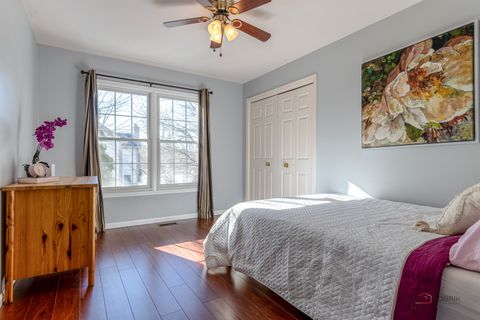 Tiny photo for 275 Saddle Back Road, Vernon Hills, IL 60061 (MLS # 12567304)