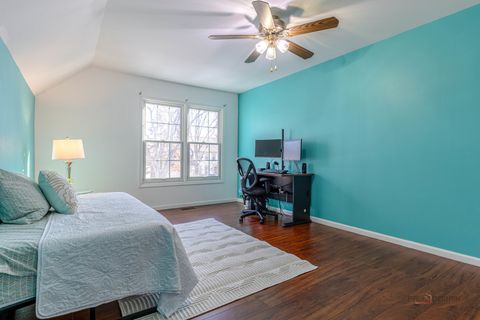 Tiny photo for 275 Saddle Back Road, Vernon Hills, IL 60061 (MLS # 12567304)