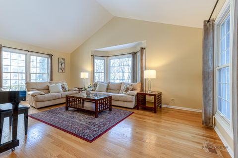 Tiny photo for 275 Saddle Back Road, Vernon Hills, IL 60061 (MLS # 12567304)