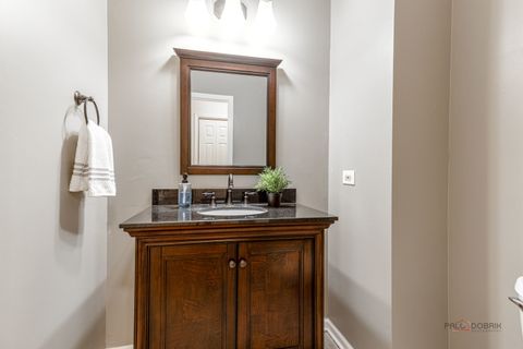 Tiny photo for 275 Saddle Back Road, Vernon Hills, IL 60061 (MLS # 12567304)