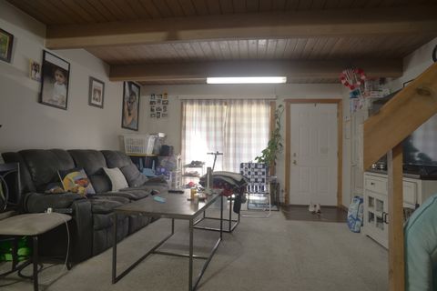 Tiny photo for 446 Meadowgreen Lane, Round Lake Beach, IL 60073 (MLS # 12465410)