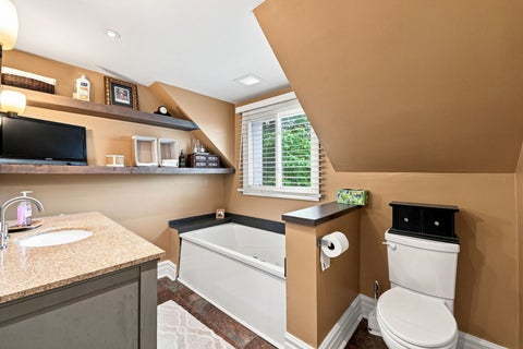 Tiny photo for 6936 N Owen Avenue, Chicago, IL 60631 (MLS # 12725996)