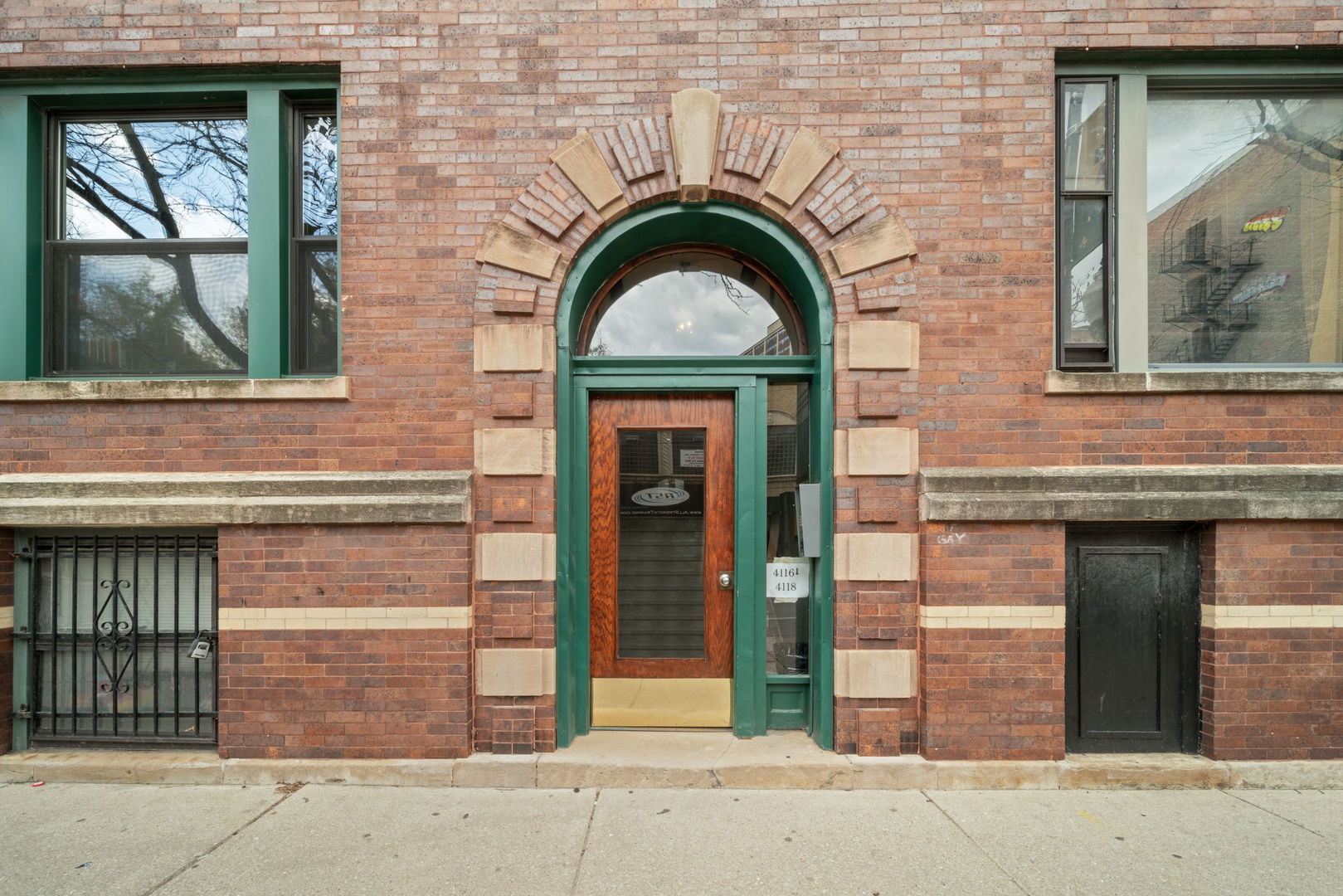 4118 N Broadway Street 2
