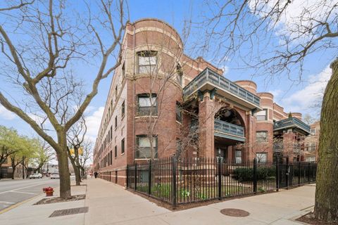 4118 N Broadway Street 2 Chicago IL 60613