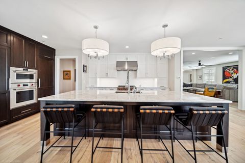 Tiny photo for 110 S Washington Street #400, Naperville, IL 60540 (MLS # 12541731)