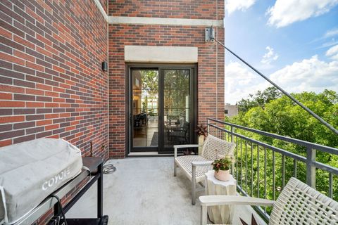 Tiny photo for 110 S Washington Street #400, Naperville, IL 60540 (MLS # 12541731)