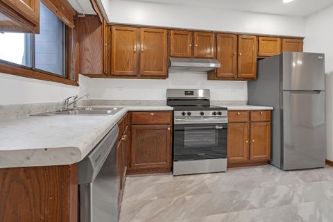 Tiny photo for 1225 Whispering Hills Court #3B, Naperville, IL 60540 (MLS # 12542965)