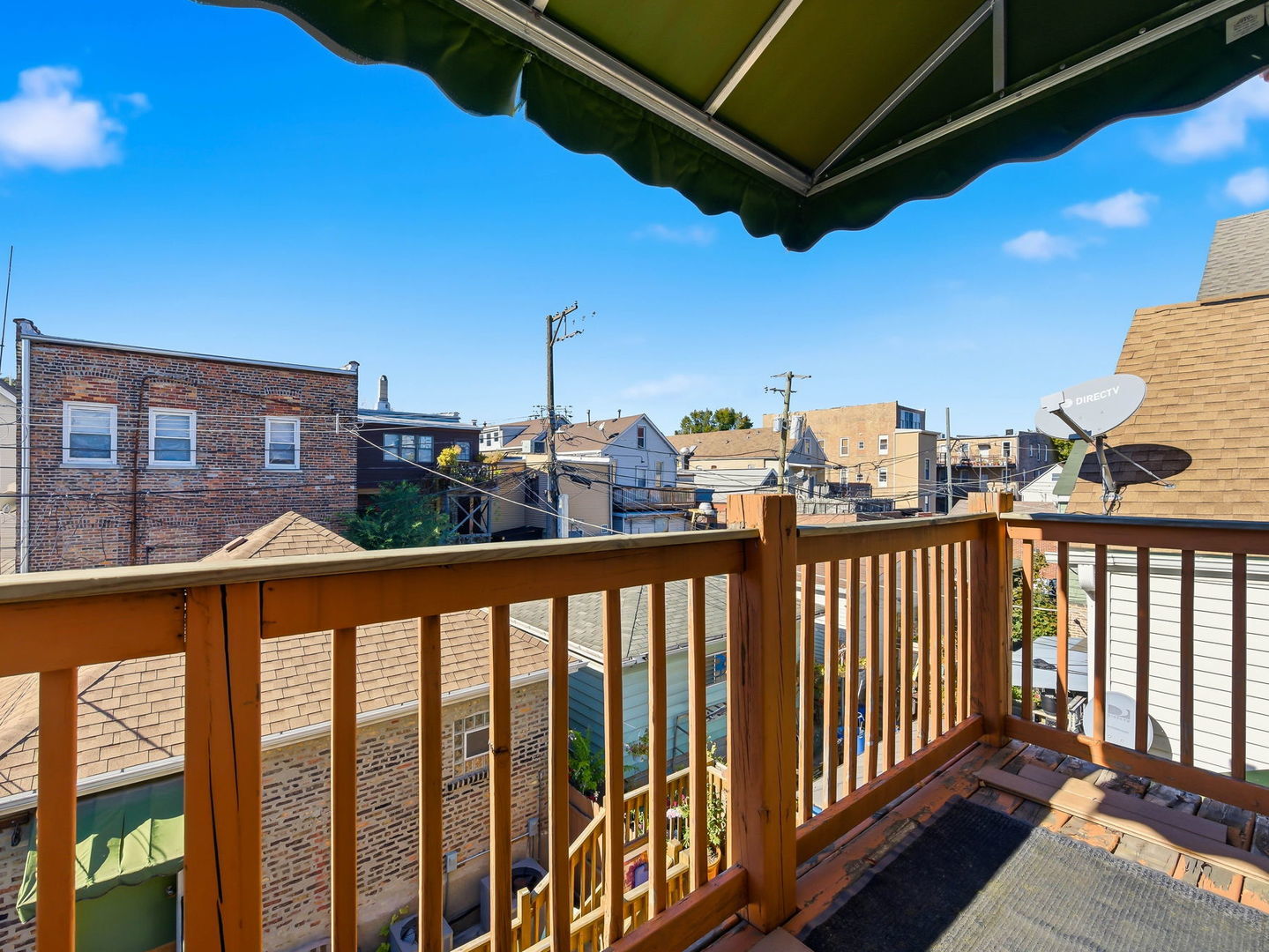 Chicago, Illinois 60608, United States, 4 Bedrooms Bedrooms, ,3 BathroomsBathrooms,Residential,Active,239574