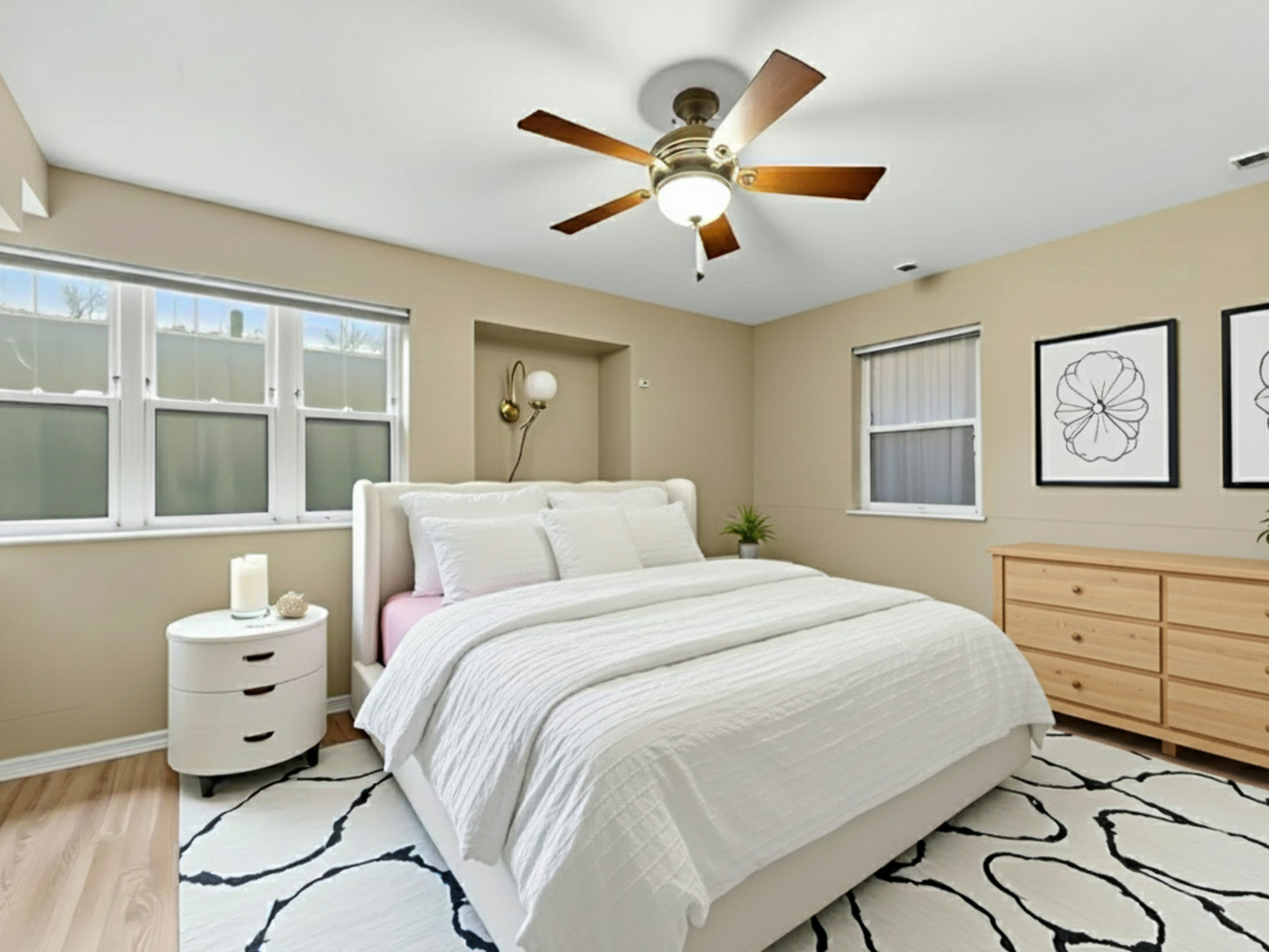 Chicago, Illinois 60608, United States, 4 Bedrooms Bedrooms, ,3 BathroomsBathrooms,Residential,Active,239574