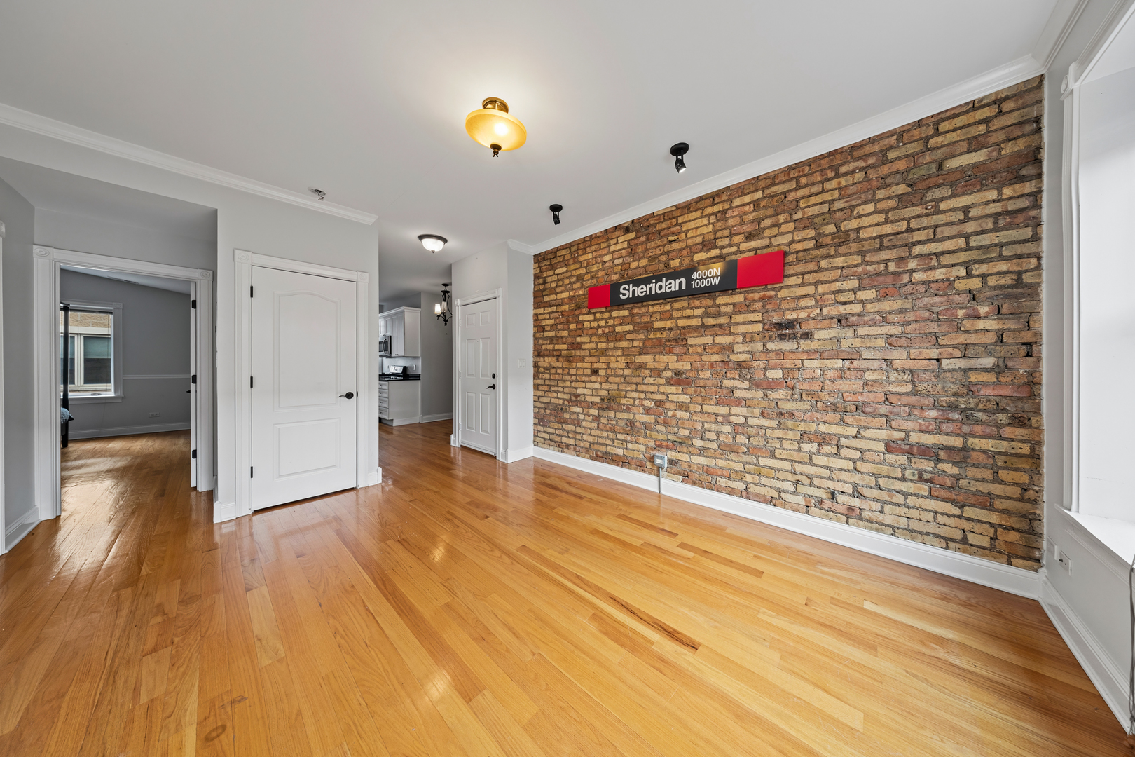 4140 N Kenmore Avenue 3