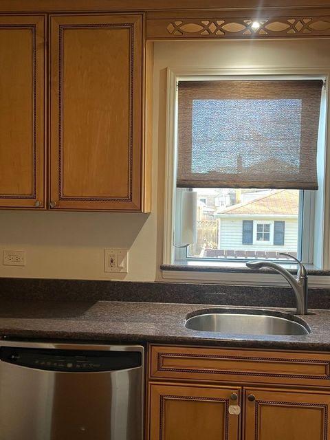 Tiny photo for 3122 Sunnyside Avenue, Brookfield, IL 60513 (MLS # 12530044)