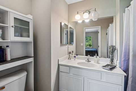 Tiny photo for 421 Lakeview Circle, Bolingbrook, IL 60440 (MLS # 12682554)