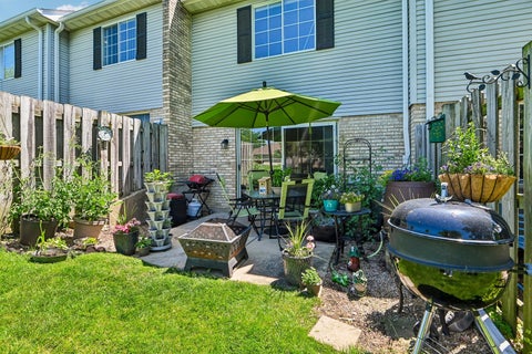 Tiny photo for 421 Lakeview Circle, Bolingbrook, IL 60440 (MLS # 12682554)