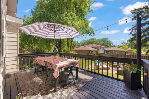 Tiny photo for 313 E Des Moines Street, Westmont, IL 60559 (MLS # 12522680)