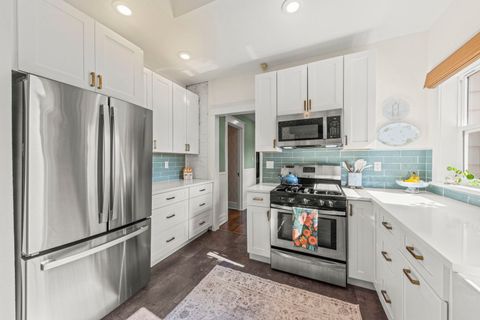 Tiny photo for 313 E Des Moines Street, Westmont, IL 60559 (MLS # 12522680)