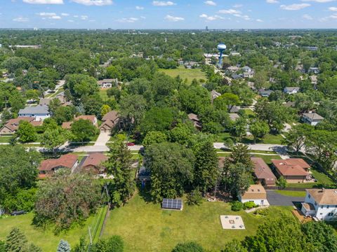 Tiny photo for 313 E Des Moines Street, Westmont, IL 60559 (MLS # 12522680)