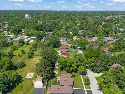 Tiny photo for 313 E Des Moines Street, Westmont, IL 60559 (MLS # 12522680)