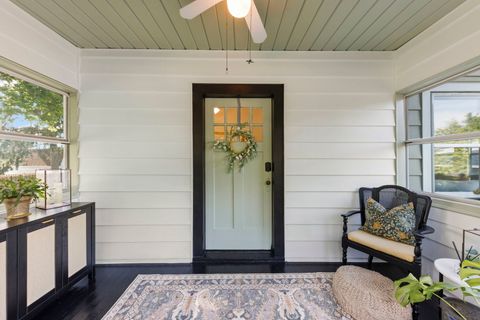 Tiny photo for 313 E Des Moines Street, Westmont, IL 60559 (MLS # 12522680)