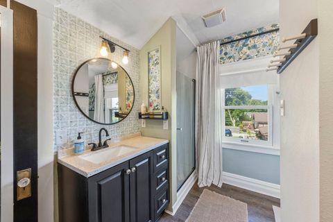 Tiny photo for 313 E Des Moines Street, Westmont, IL 60559 (MLS # 12522680)