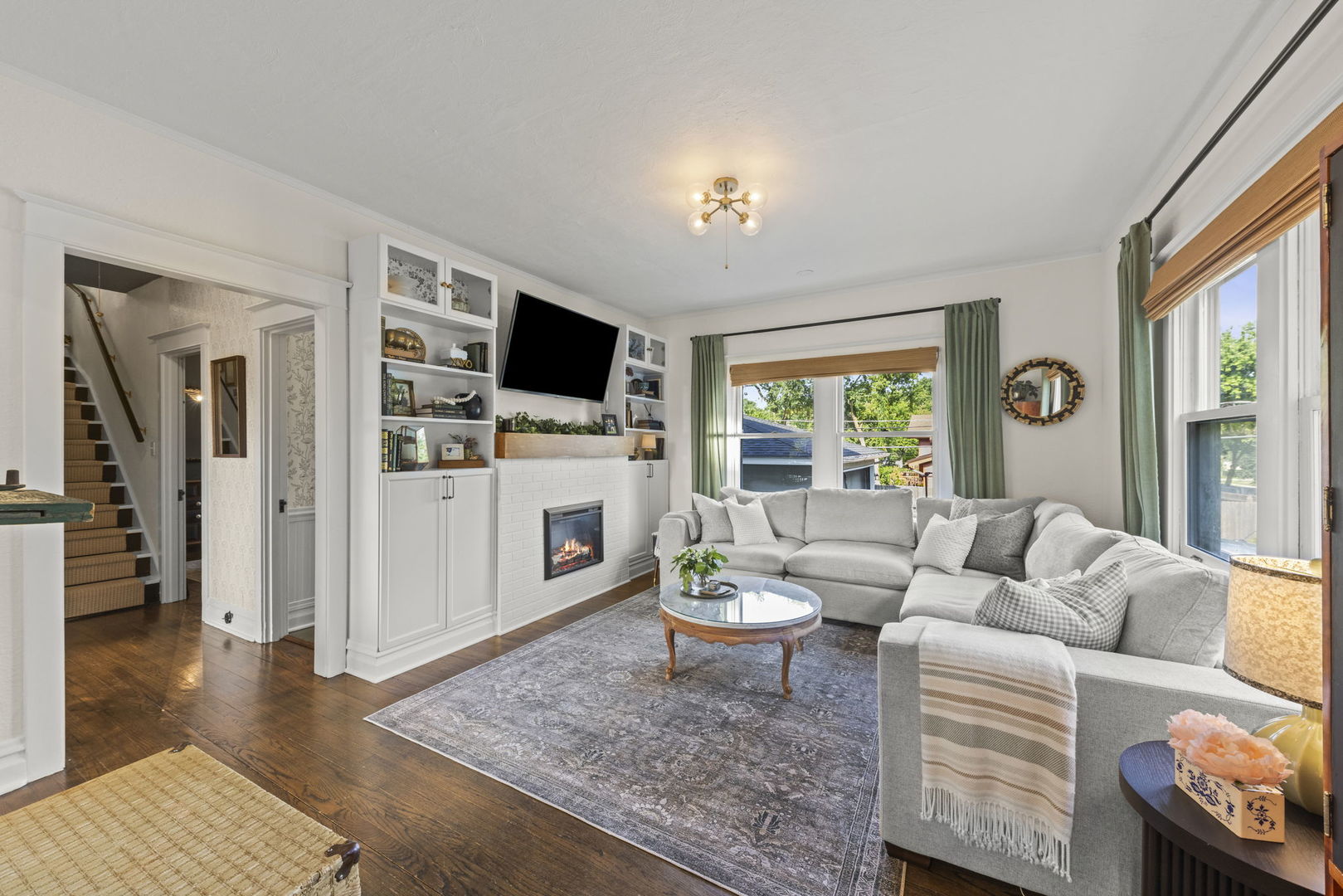 313 E Des Moines Street