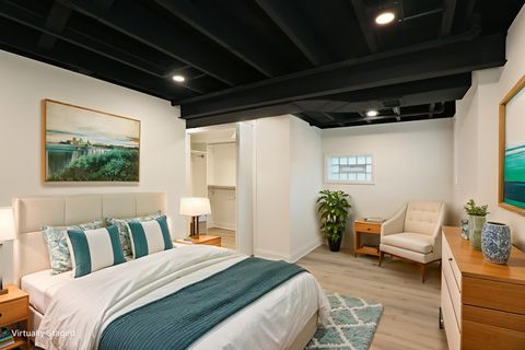 Tiny photo for 4533 N Keystone Avenue, Chicago, IL 60630 (MLS # 12566499)