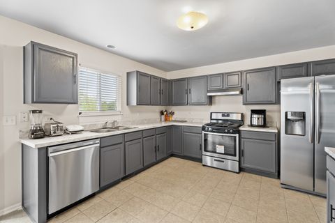 Tiny photo for 412 Clifton Lane, Bolingbrook, IL 60440 (MLS # 12497836)