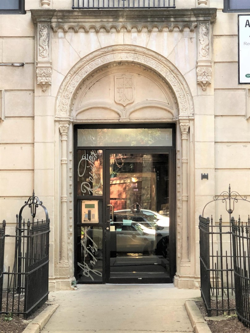 6165 N Winthrop Avenue 609