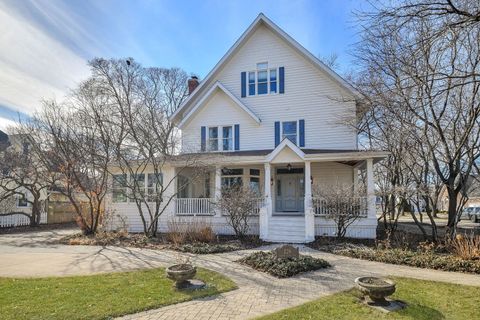 224 N Ellis Avenue Wheaton IL 60187