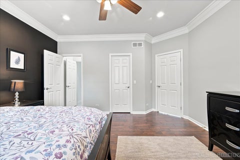 Tiny photo for 3N956 Walt Whitman Road, St. Charles, IL 60175 (MLS # 12710397)