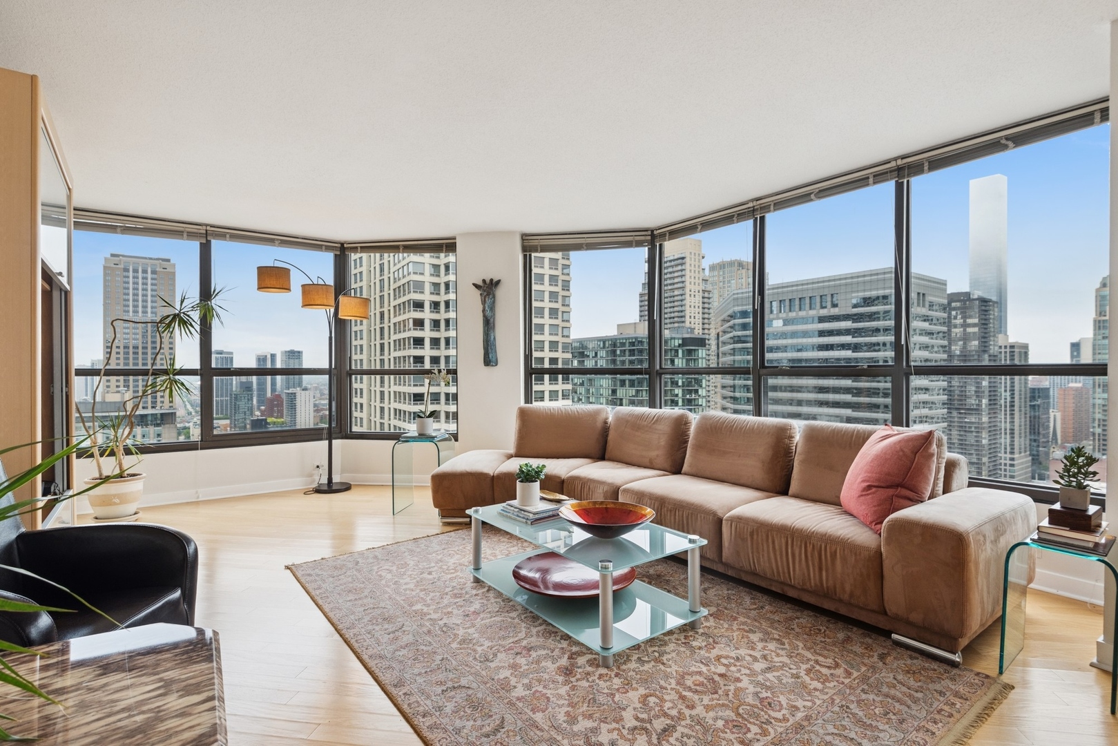 405 N Wabash Avenue 3103