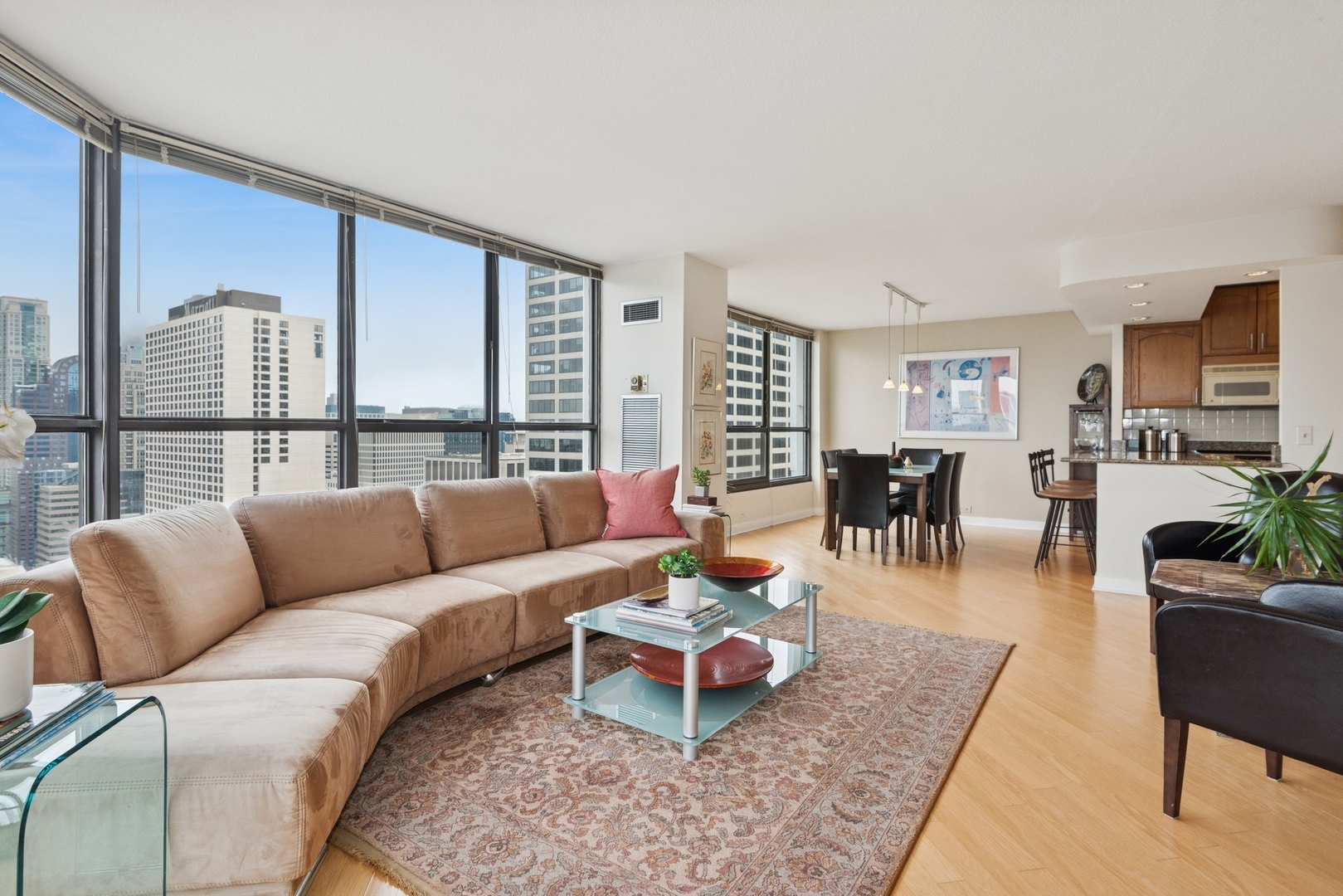 405 N Wabash Avenue 3103
